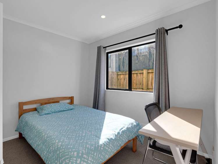 1/105 Knighton Road Hillcrest_6