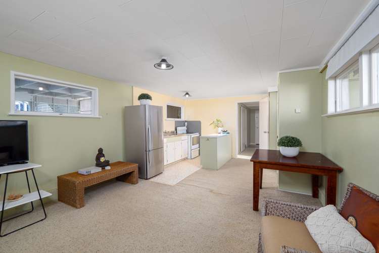 24 Hope Avenue Russell_18