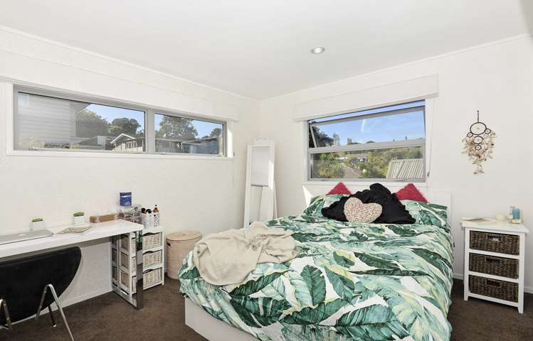 235g Titirangi Road Titirangi_6