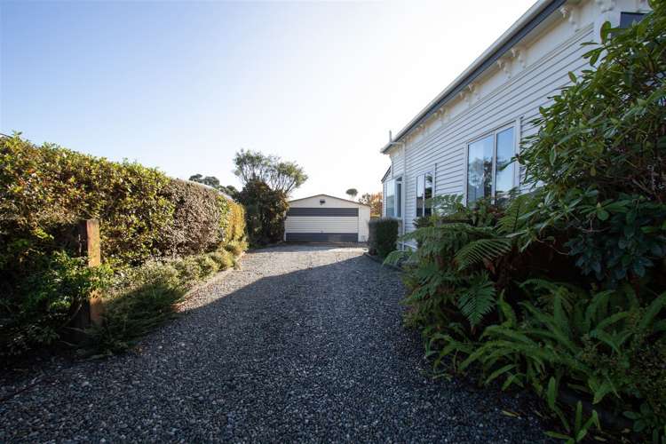 195 Fitzherbert Street Hokitika_16