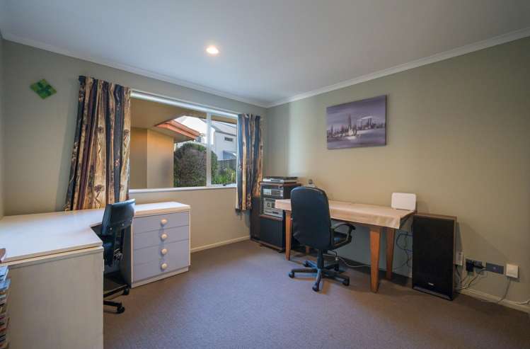 447 Suffolk Road Stoke_15