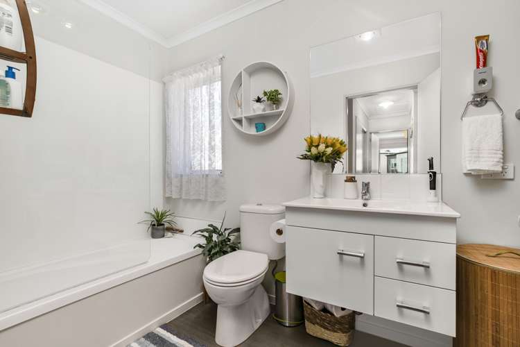 4 Whakawhiti Loop Avondale_10