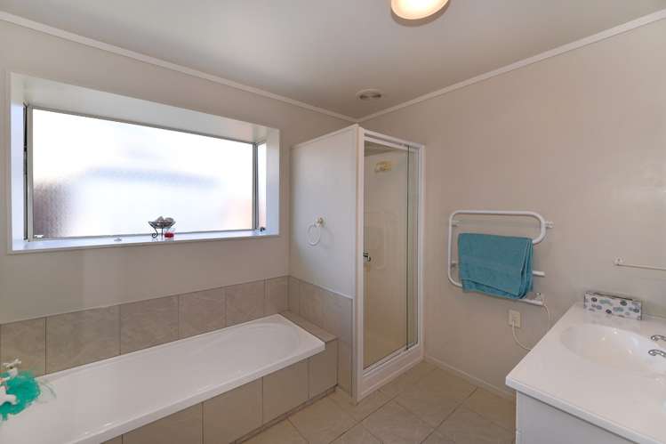 11 Maple Crescent Richmond_15