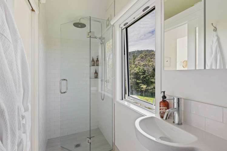 44 Frost Road Leigh_7