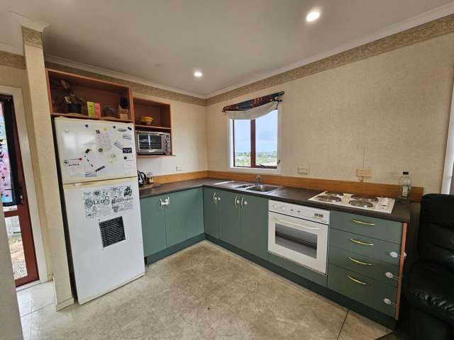 11 Matakane Street Waitarere Beach_2