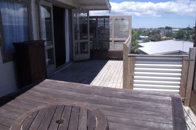 1/15 Selwyn Crescent Forrest Hill_2