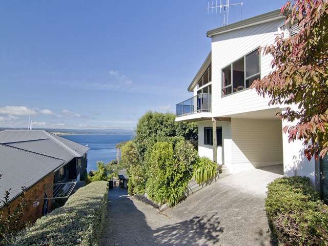 1/71 Wakeman Road Acacia Bay_1