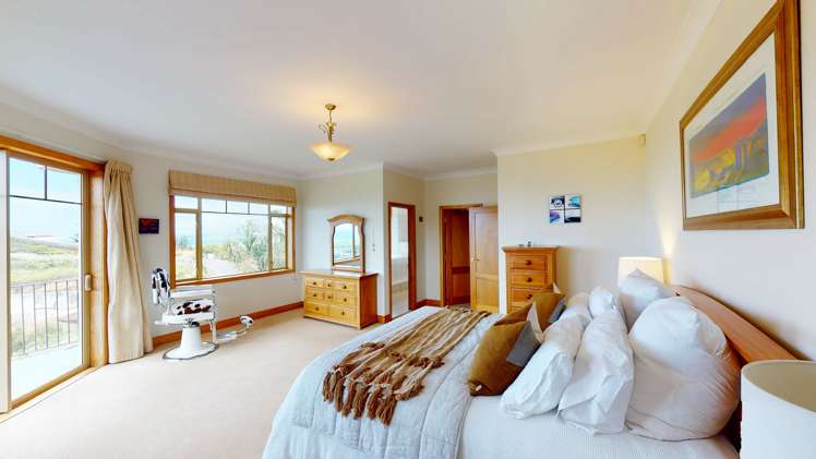 30 Kaiangaroa Place Bay View_16