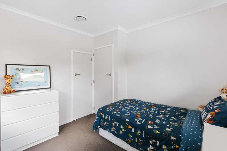 8 Highfield Crescent Brookfield_24