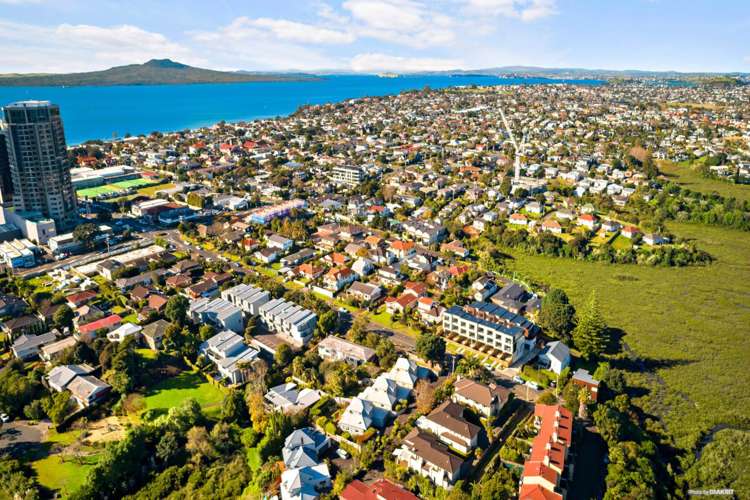 2/41 Byron Avenue Takapuna_21