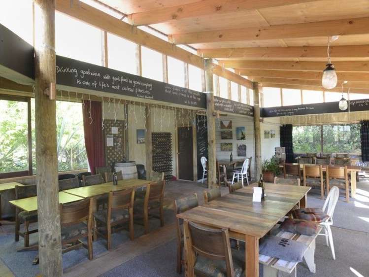 340 Gladstone Road Gladstone_7