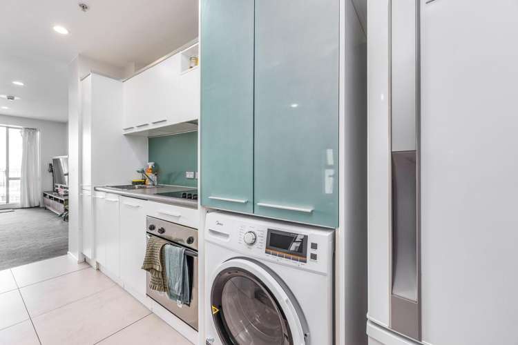 703/17 Vogel Lane Auckland Central_12