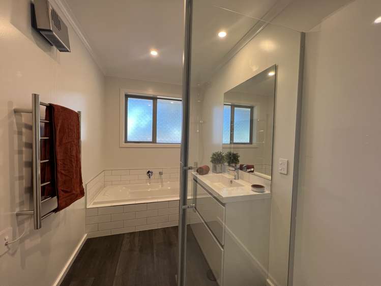 42 Geoff Geering Drive Netherby_14