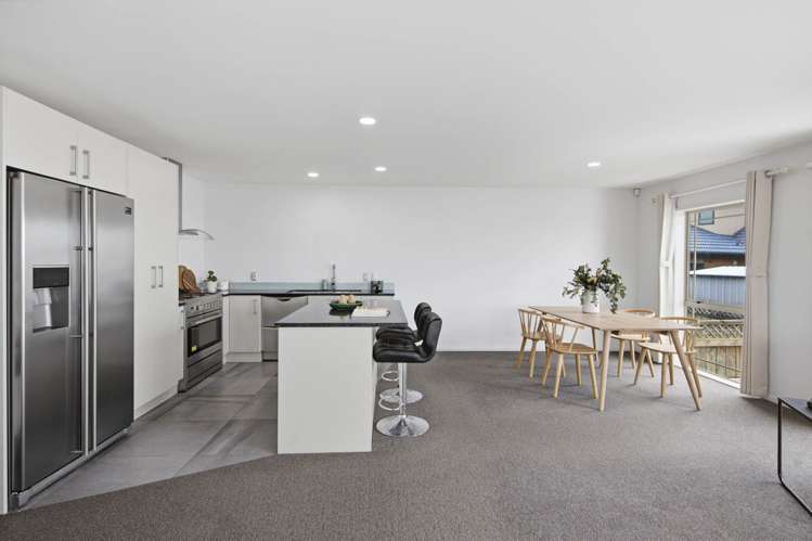 143C Hobsonville Road West Harbour_8