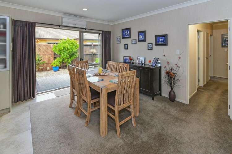 29 Stranraer Crescent Wattle Downs_7