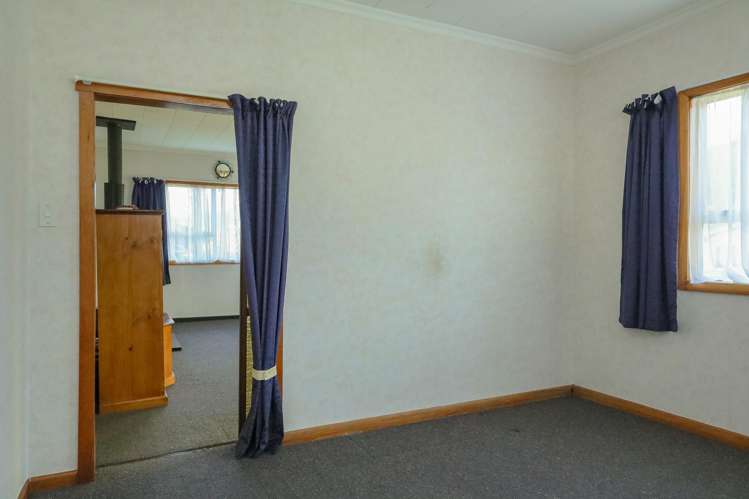 1 Ross Street Dunollie_21