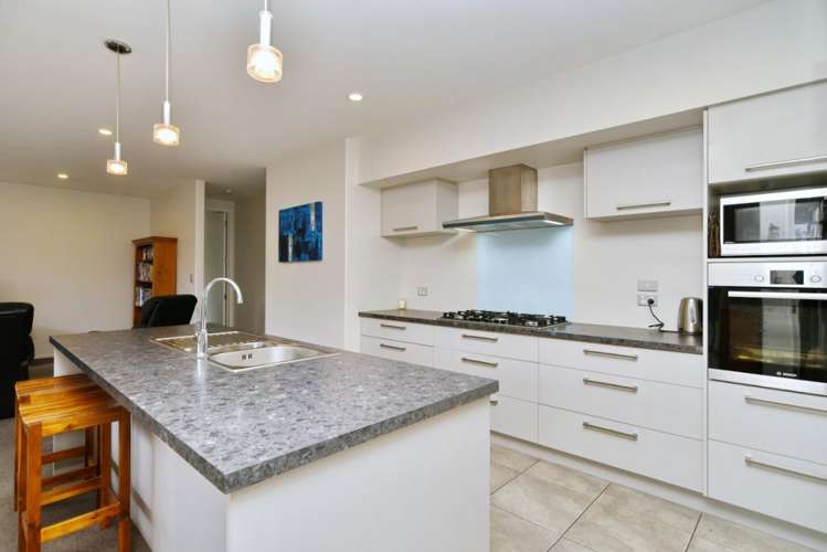 67 Ti Rakau Drive Woolston_11