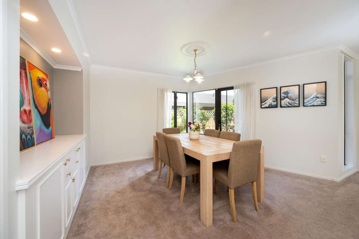 8 Bishops Close_3