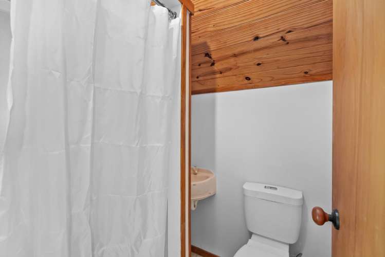 10 Lancewood Rise Onerahi_15