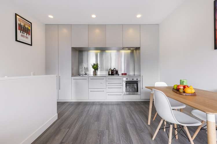 18h Fisher-Point Drive Auckland Central_5