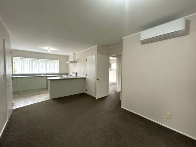 27 Brookvale Park Stanmore Bay_1