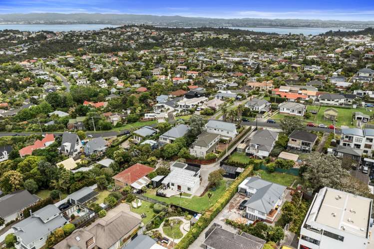 8 Colonial Road Birkenhead_45