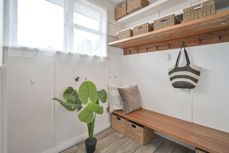 712 Oliphant Road Raureka_8