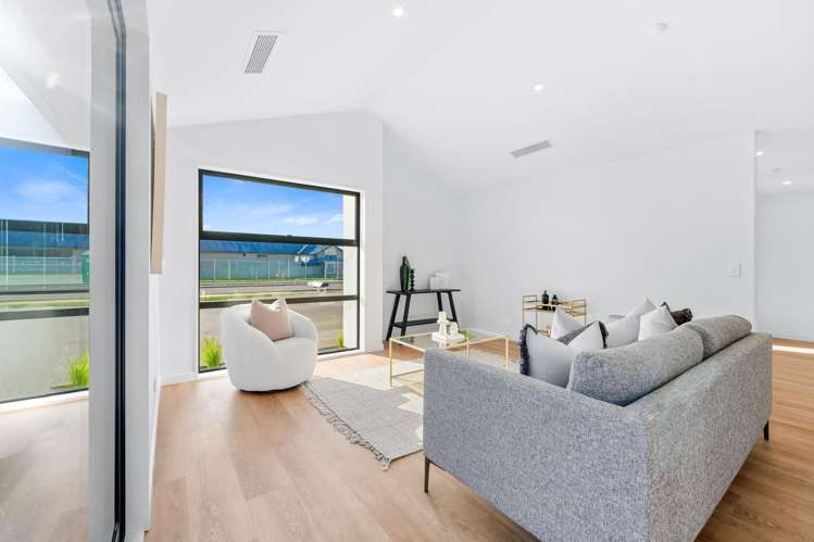 38 Wakeman Drive Lincoln_10