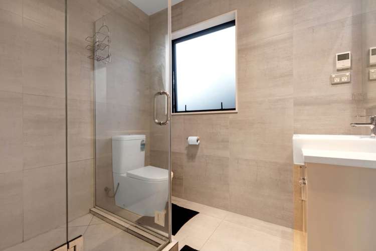 29 Carrygawley Road Flat Bush_19