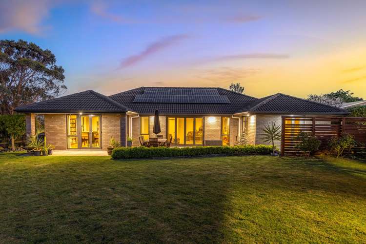 1 Simpson Crescent Raumati Beach_24