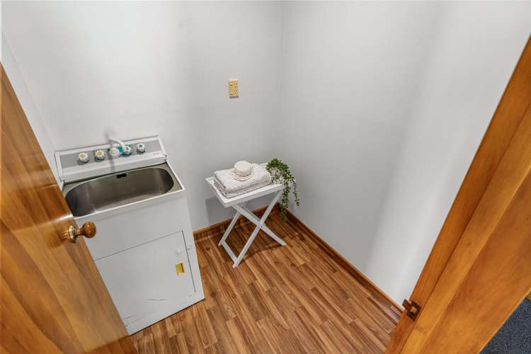 2/45B Trafford Street Harewood_16