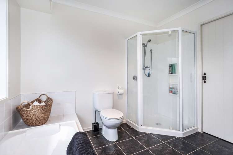 50 Lough Bourne Drive Pukekohe_23