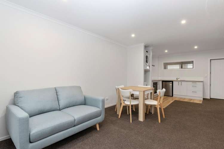 10B/150 Te Rapa Road 3283_9