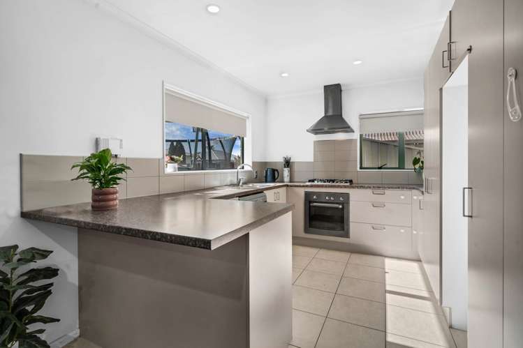 102A Tui Road Papatoetoe_6