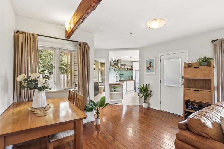 61 Western Road Laingholm_12