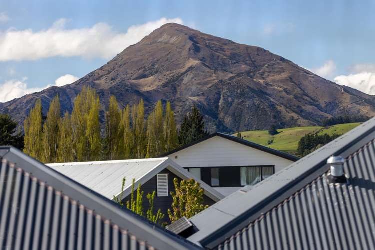 1b Kidds Way Albert Town_23