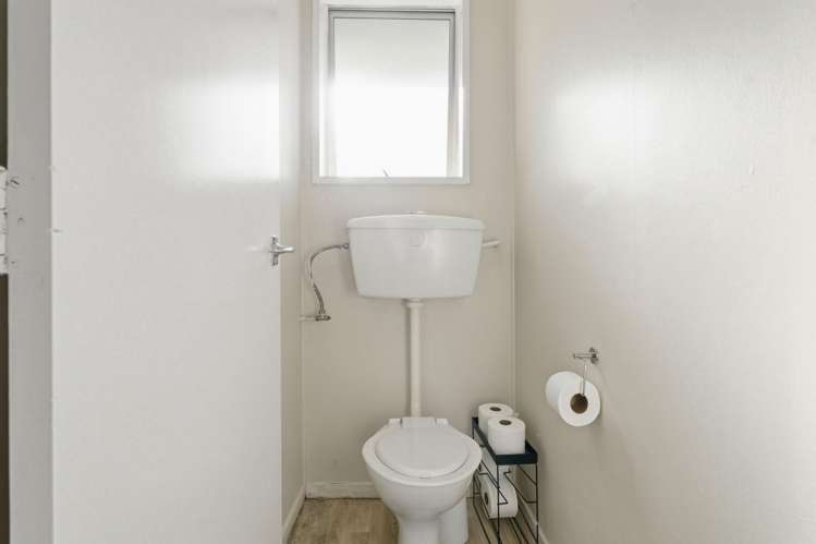 2/15 Phoenix Place Papatoetoe_11