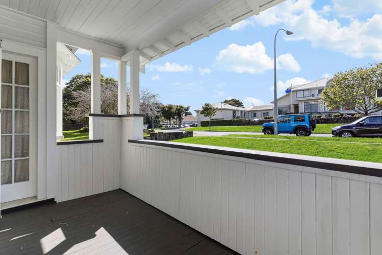 24 Woodward Road Mt Albert_10