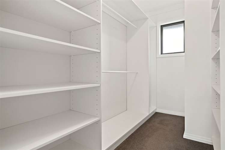 27 Riverwood Boulevard Redwood_14