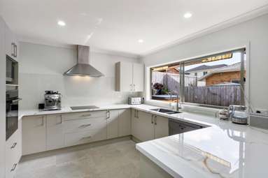 21 Norm Pellow Drive_3