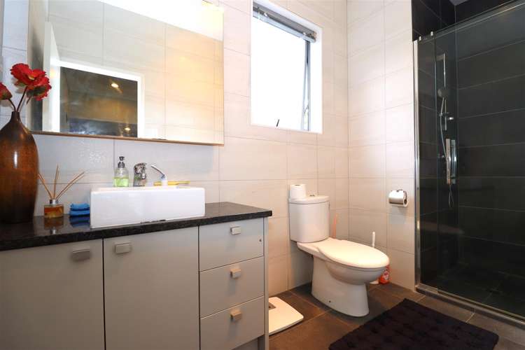 4 Beatrice Place Flat Bush_15