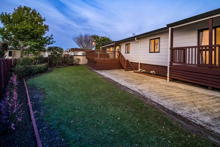 10 Constance Place Clover Park_17