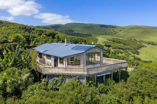 1574 Whaanga Road Raglan_4