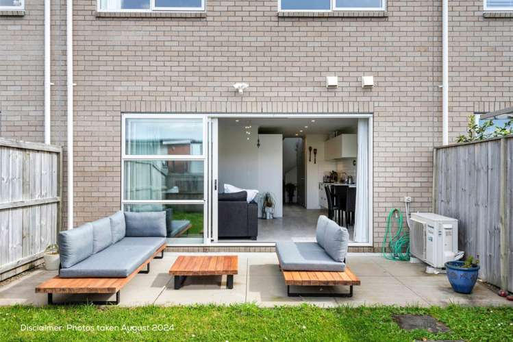 52 Vincent McGrath Crescent Swanson_4