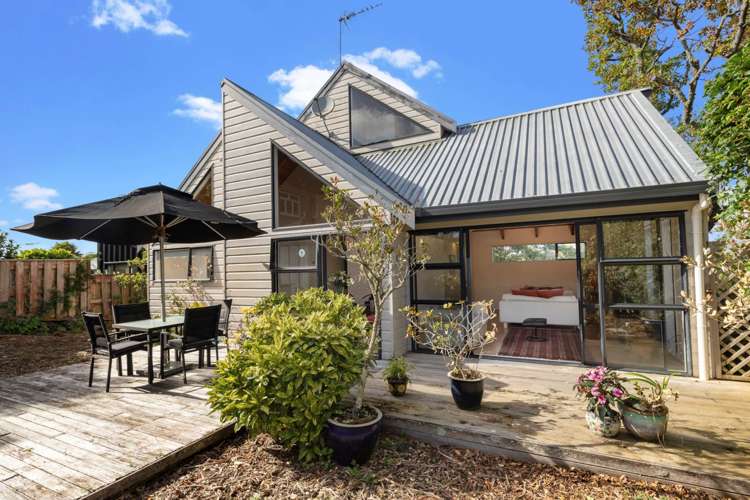 6/10 Taiere Terrace Onehunga_6