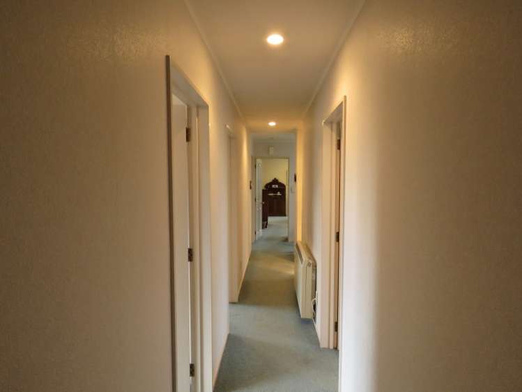 125 Pages Road Allenton_9