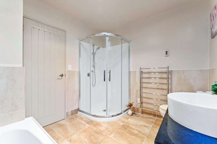 17 Savina Court Flat Bush_36