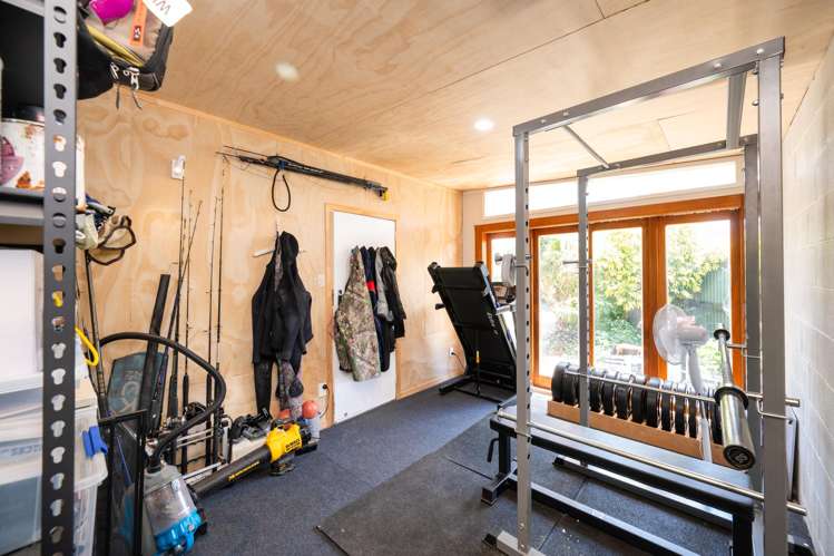 1303 Cardiff Place Mayfair_15