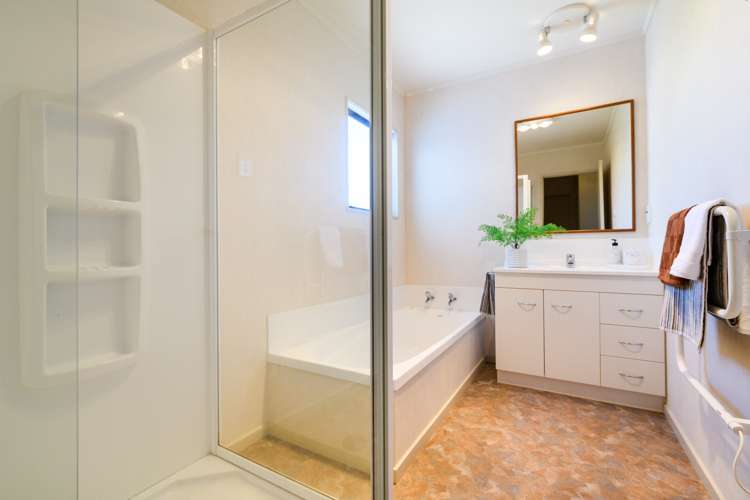 1 Logan Place Kelvin Grove_15