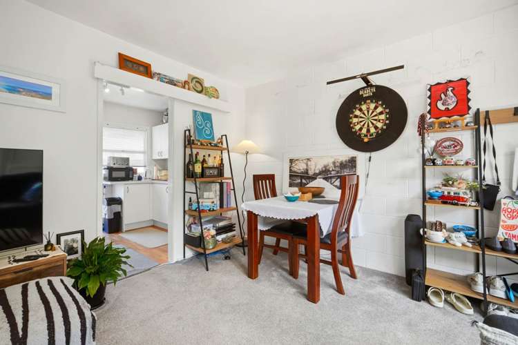 4/9 Armadale Road_4